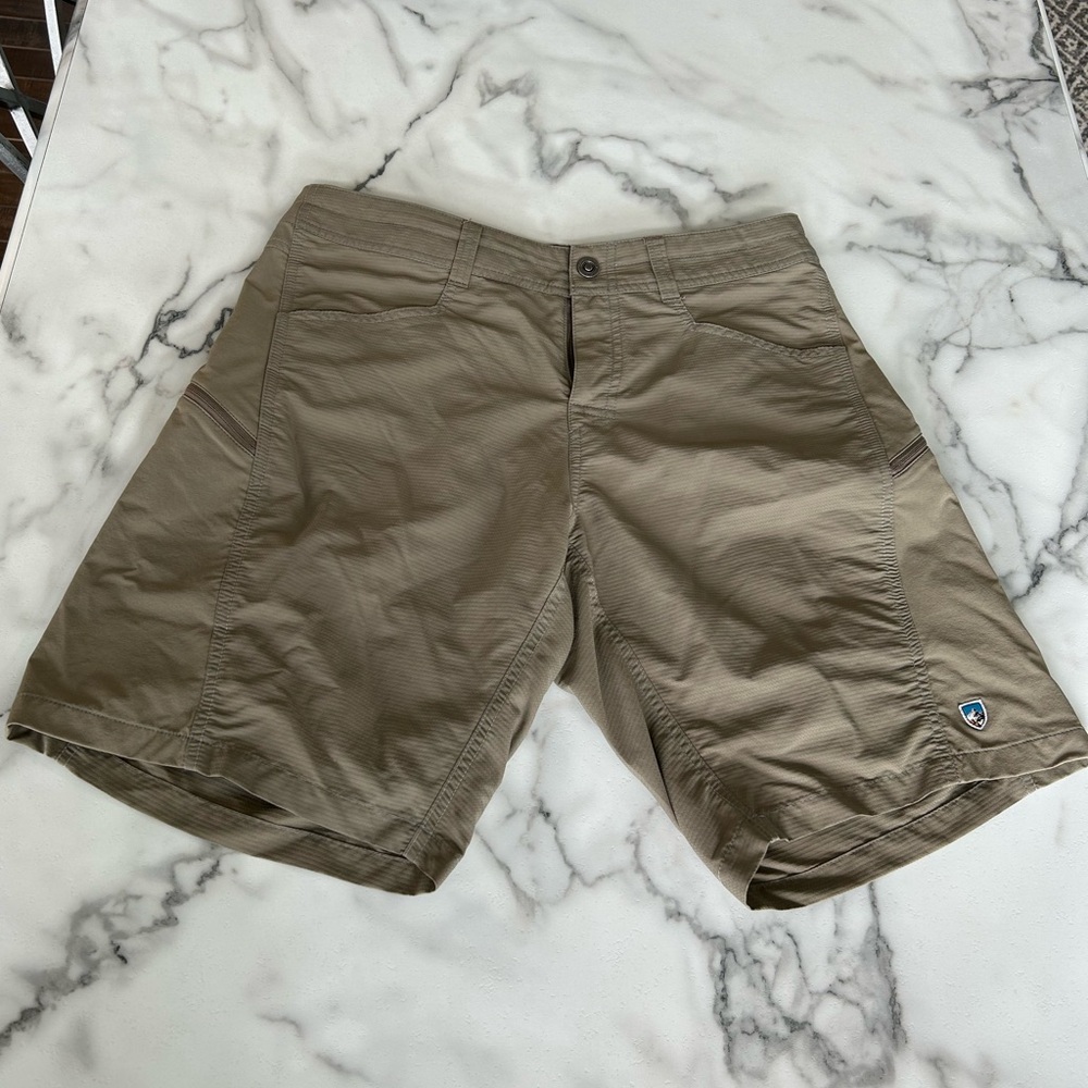 Men’s Kuhl shorts